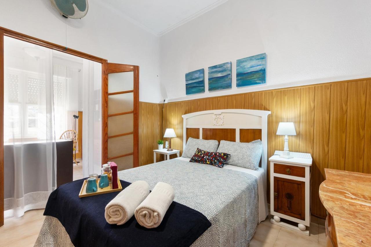 Homely Apartments Casa Mari Loli 또레비에하 외부 사진